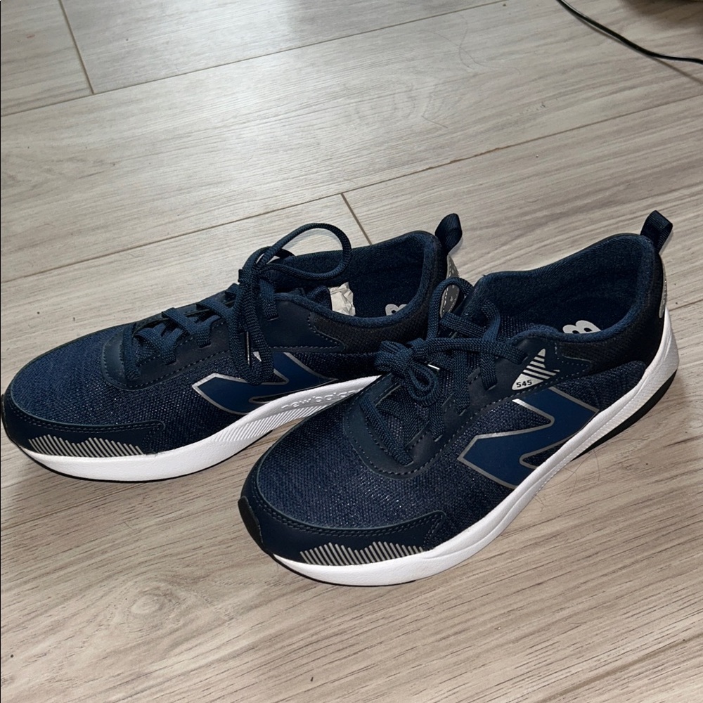 New Balance Dark Blue Athletic Shoes - Picture 3 of 5
